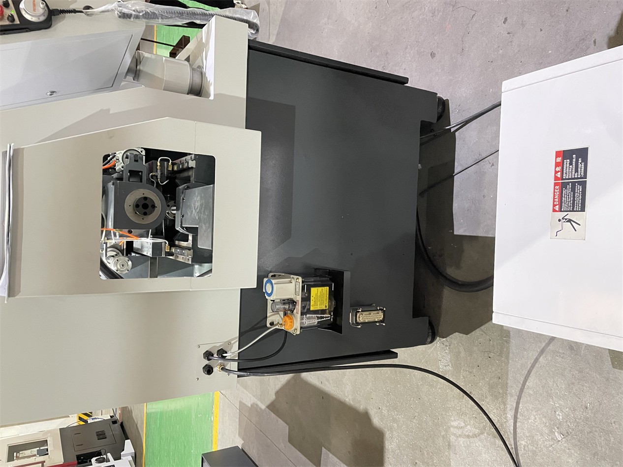 SWISS TYPE CNC LATHE ELT20