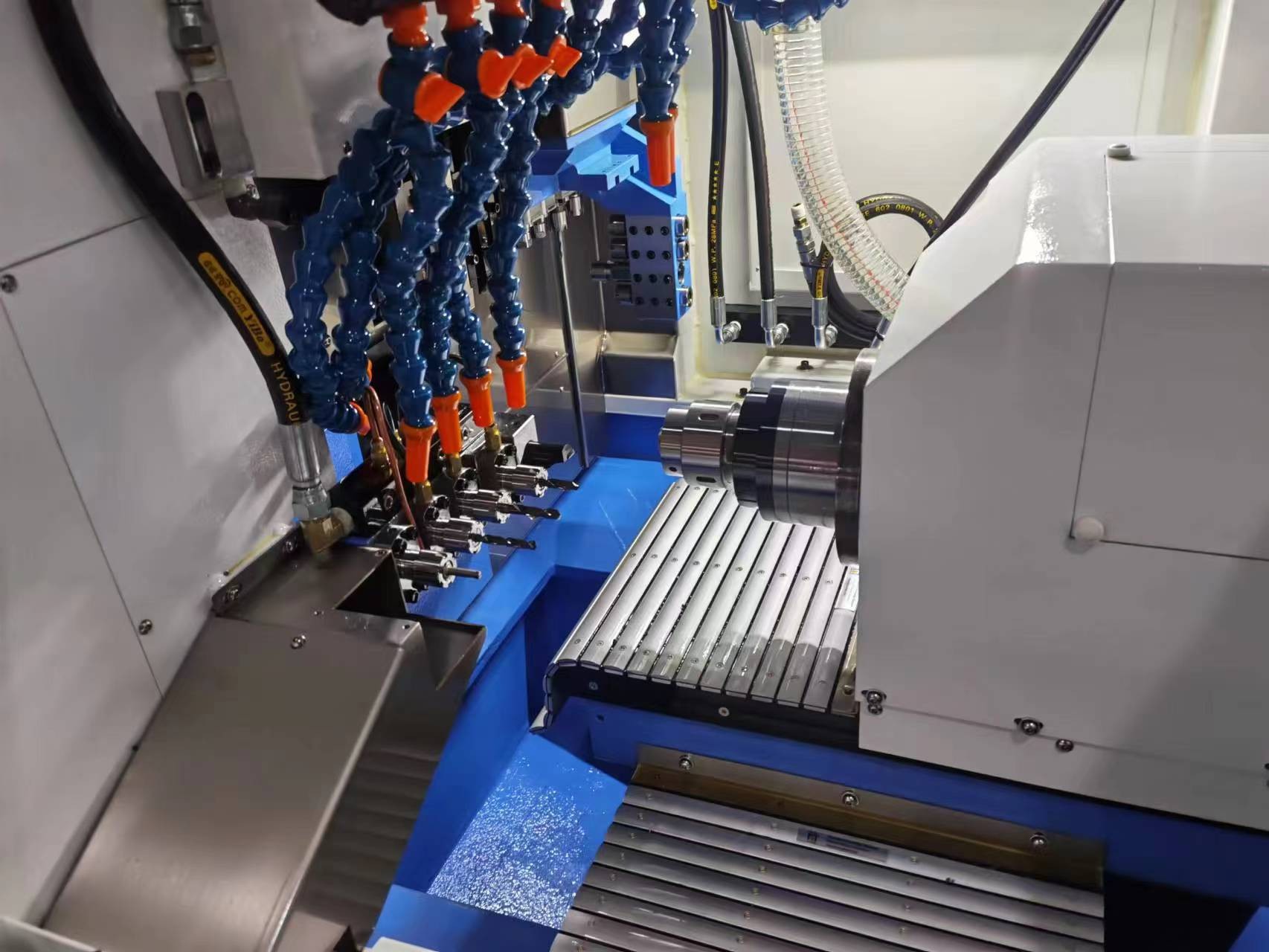 SWISS TYPE CNC LATHE ELT325S