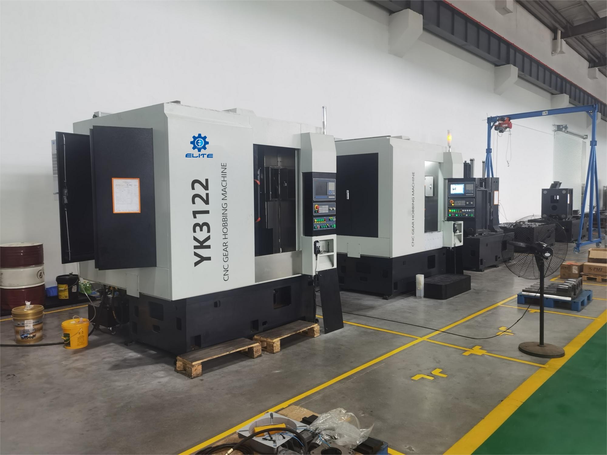 CNC GEAR HOBBING MACHINE YK3122